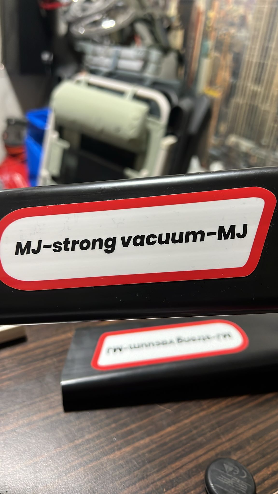 MJ Strong Vacuum - Duze pentru aspiratoare